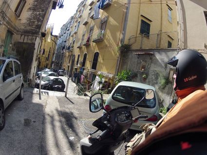 Enge Gassen in Neapel